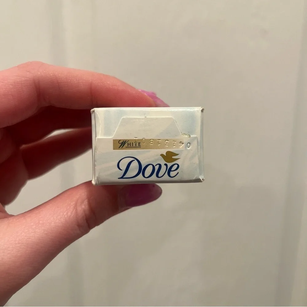Vintage Still Sealed 1997 Travel Size Dove Beauty Bar/Soap Bar - 1 Oz
